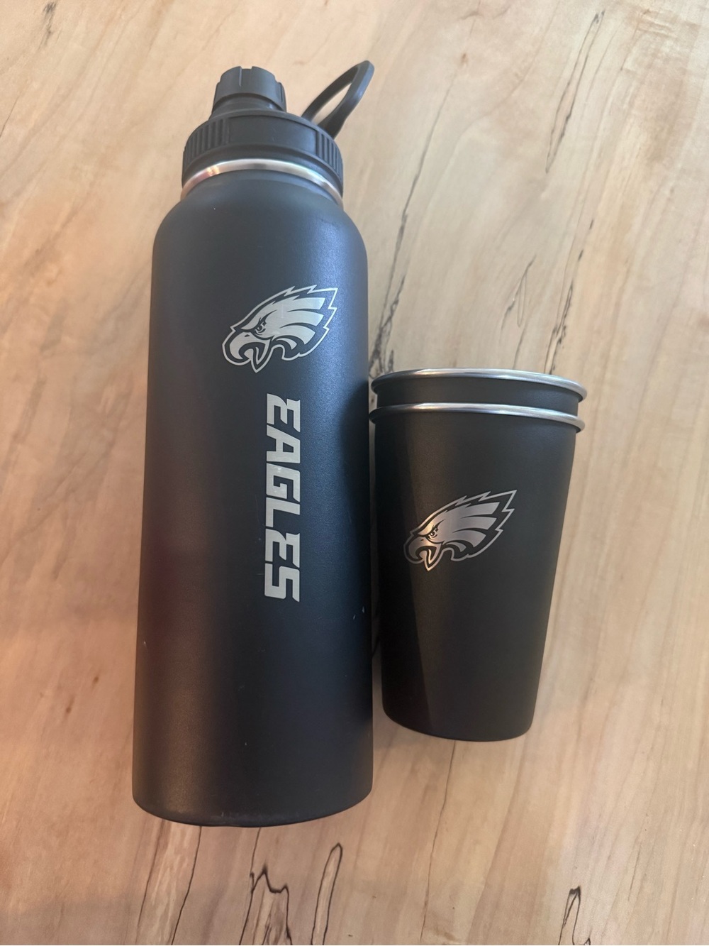 Eagles Insulated Water Bottle & Cup Set